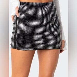 Beautiful skir silver edikted